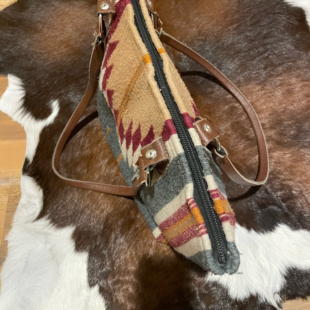 Navajo Pattern Purse - Picture 2 of 10